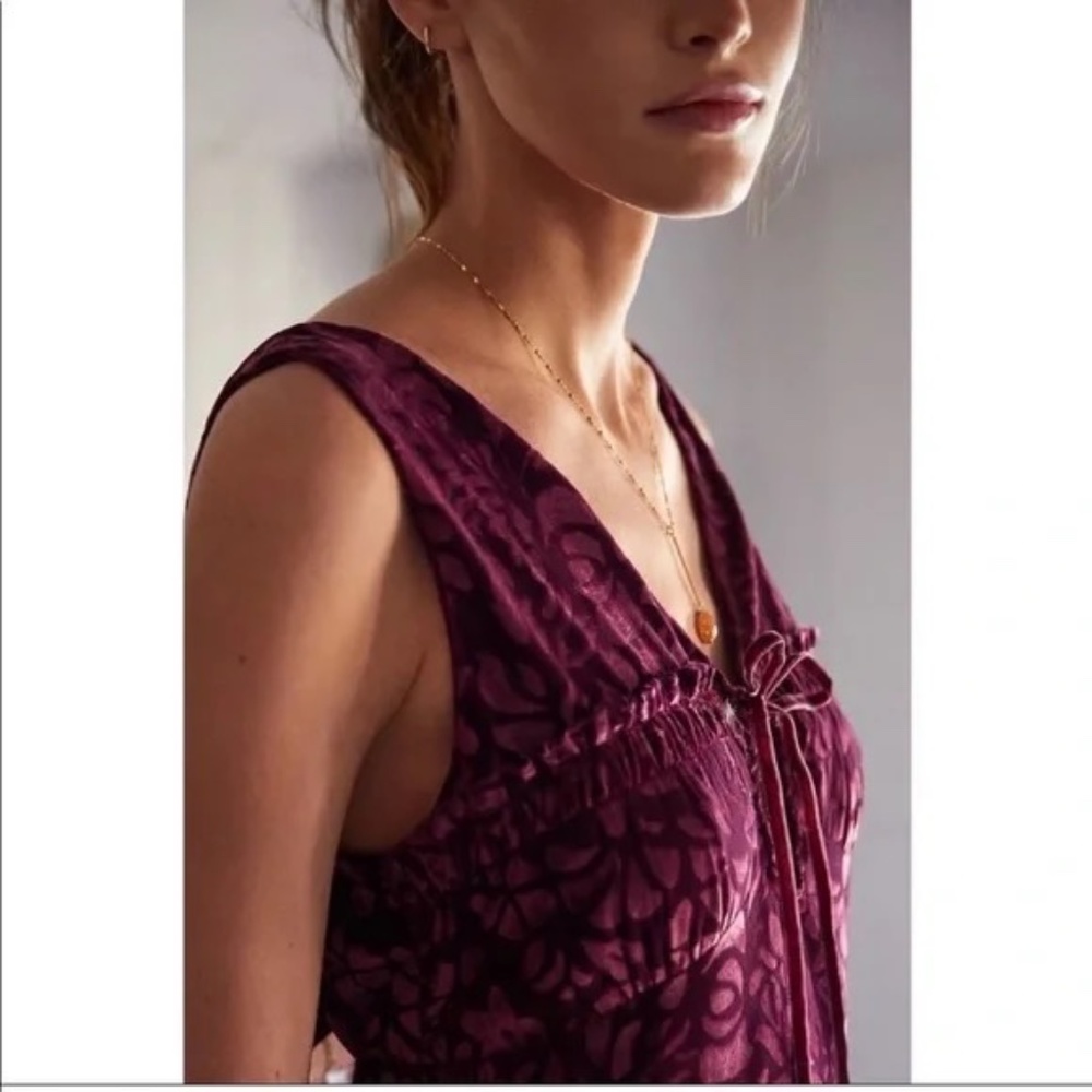 Christmas dress NWT Anthropologie Boho Midi Dress Burgundy Wine Velvet XS